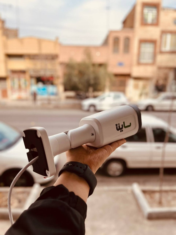 دوربین پلاکخوان ساینا با لنز ۱۲ میلیمتری مخصوص ثبت پلاک خودرو