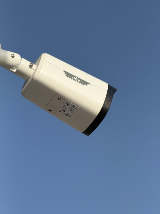 دوربین بولت یونی ویو مدل IPC2314LE-ADF28(40)KM-WP با وضوح ۴ مگاپیکسل و دید در شب